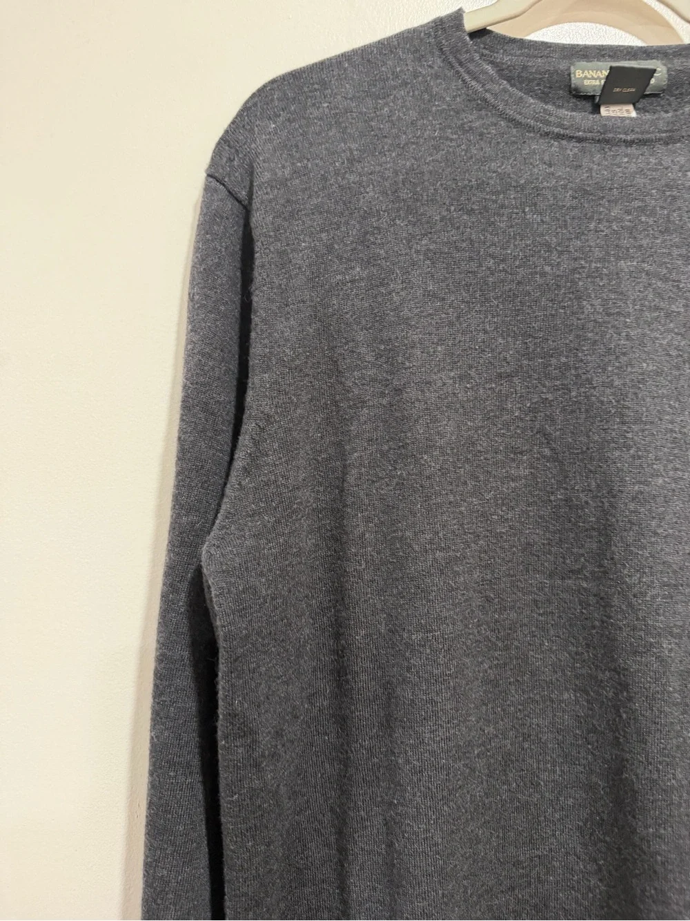Banana Republic Extra Fine Italian Merino Wool Crewneck Sweater Men’s Large